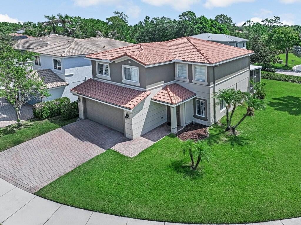4825 Se Chiles Ct - Photo 2 of 50
