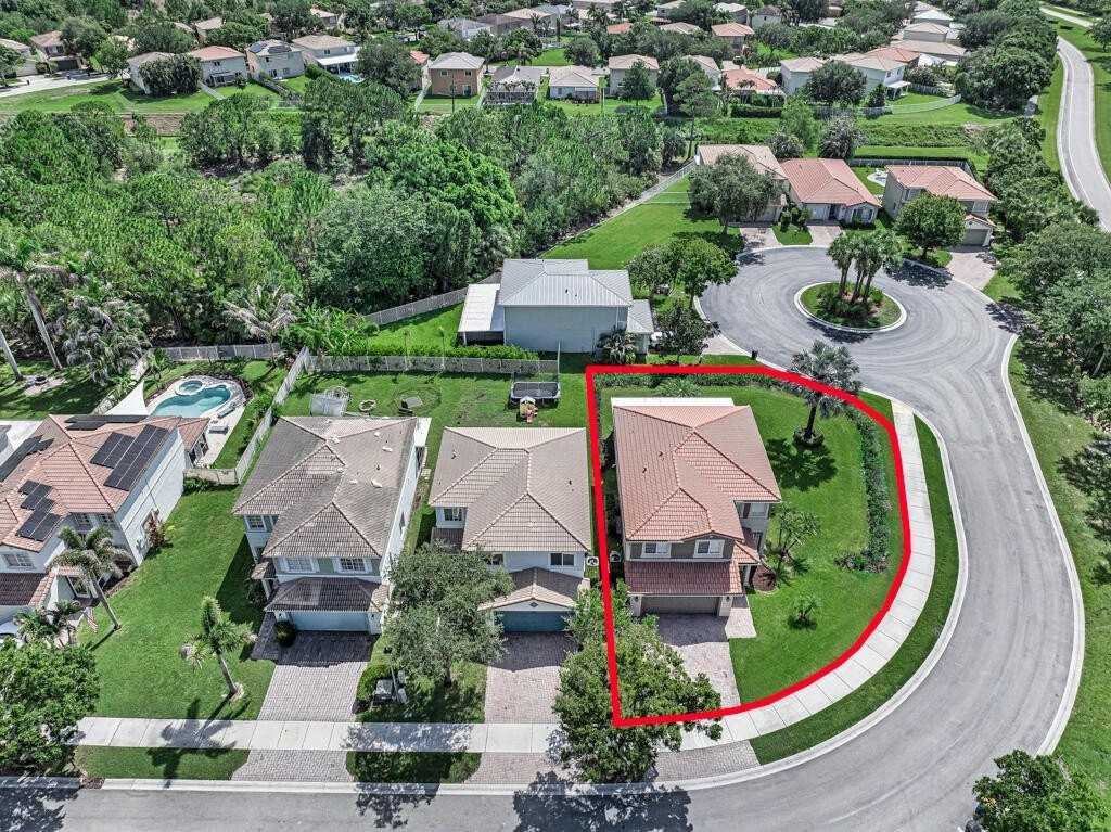 4825 Se Chiles Ct - Photo 4 of 50