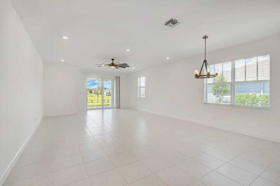 1267 Tangled Orchard Trce - Photo 6 of 23