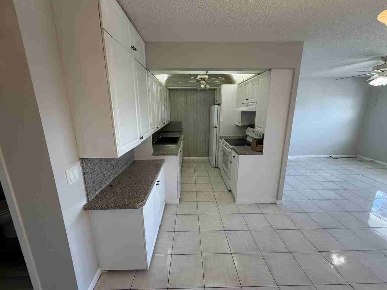4089 Wolverton E - Photo 4 of 11