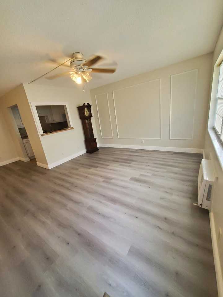 90 Andover D - Photo 3 of 20
