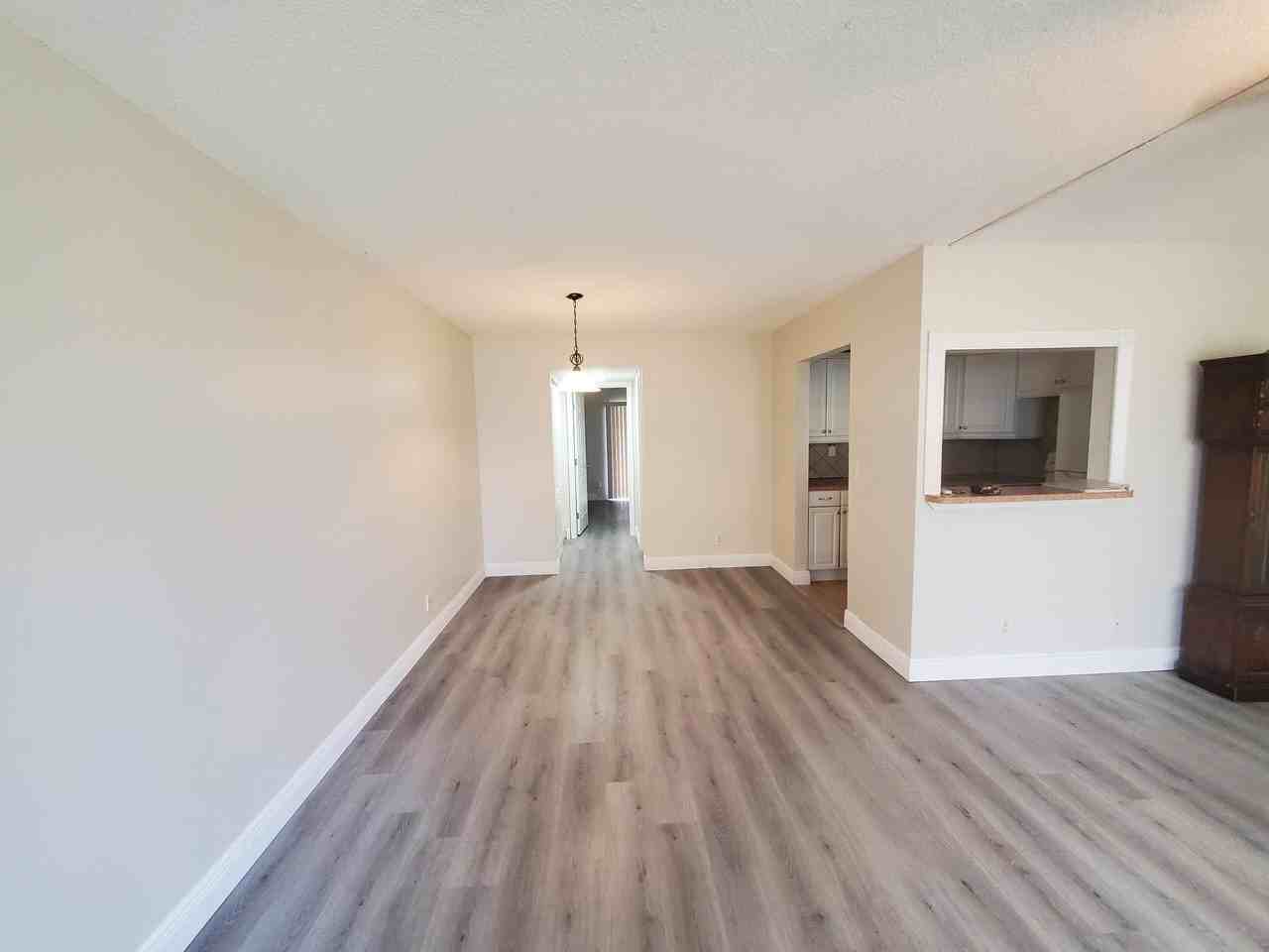 90 Andover D - Photo 4 of 20