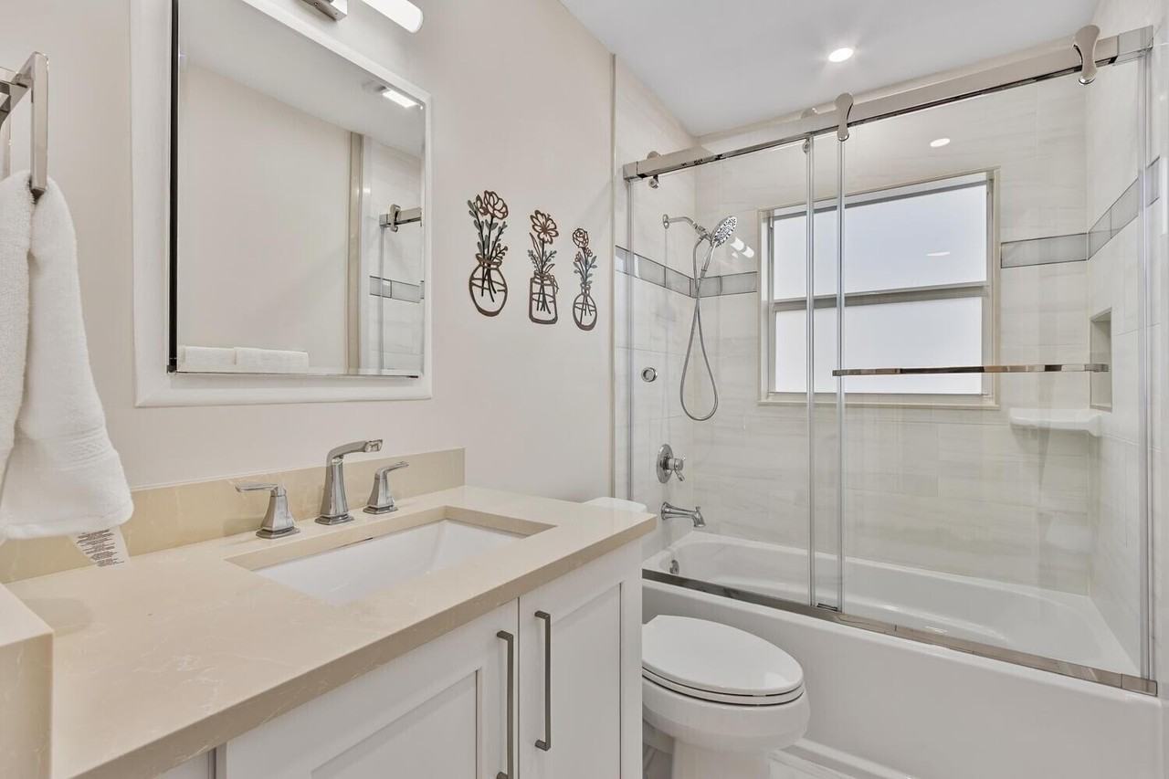 414 S Ocean Breeze - Photo 5 of 12