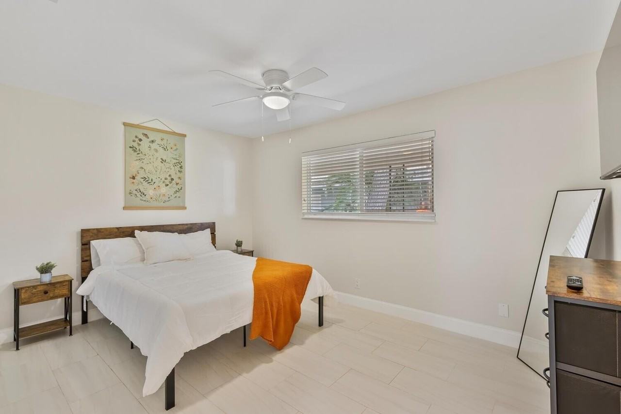 414 S Ocean Breeze - Photo 6 of 12