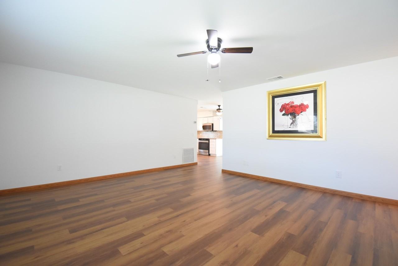 22047 Caldera Ave - Photo 3 of 26