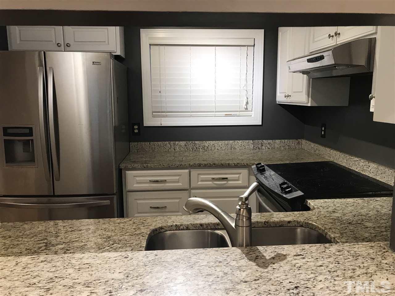1000 Brighthurst Dr - Photo 4 of 11