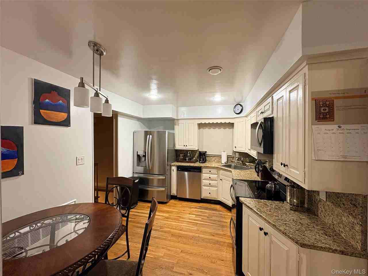 3362 Elliott Blvd - Photo 4 of 20