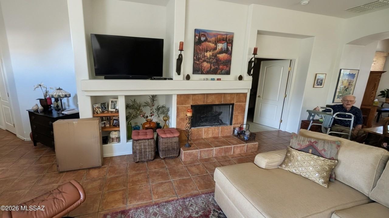 63722 E Haven Ln - Photo 2 of 5