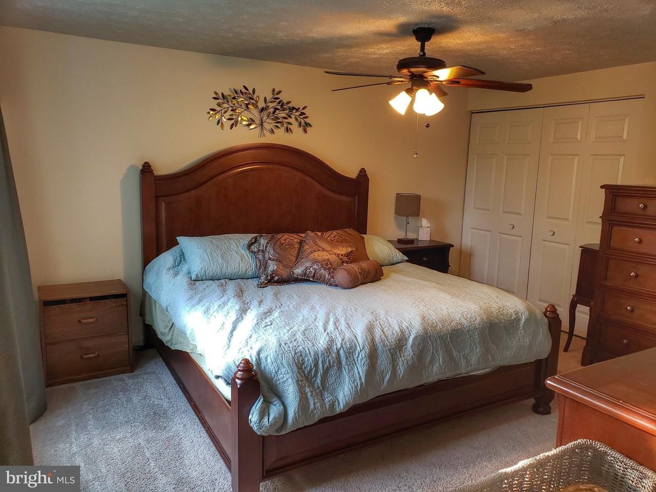 7109 Upper Mills Cir - Photo 6 of 17