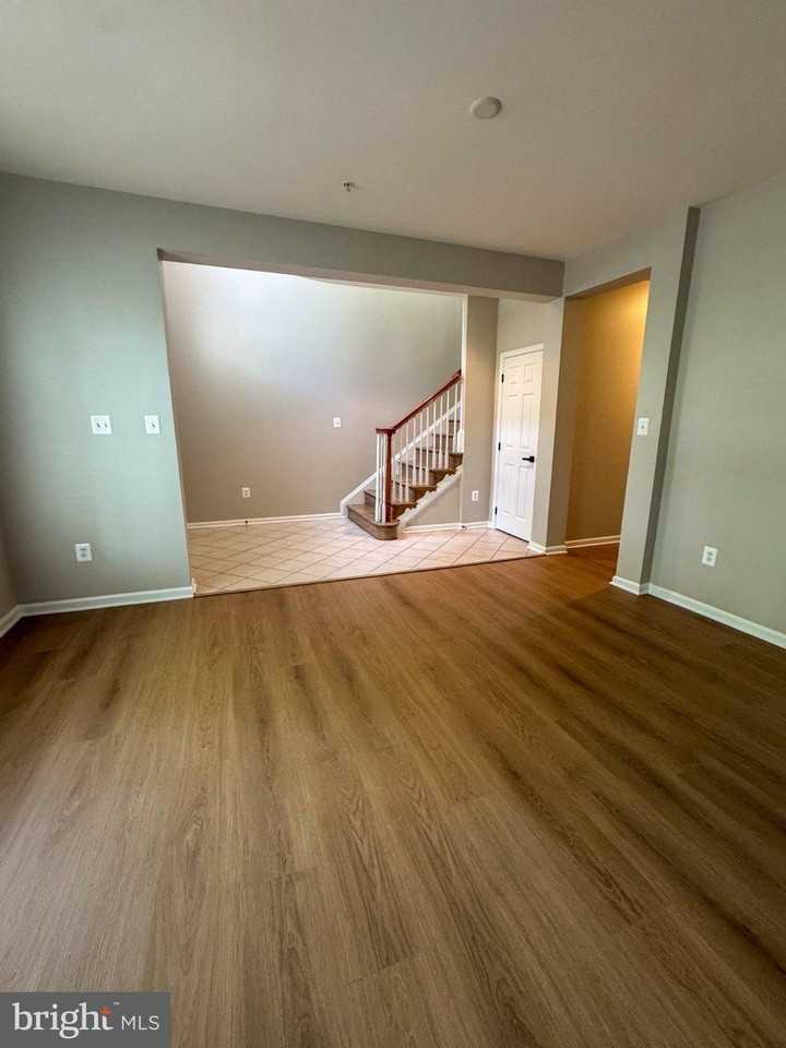 1640 Piccard Dr - Photo 6 of 50