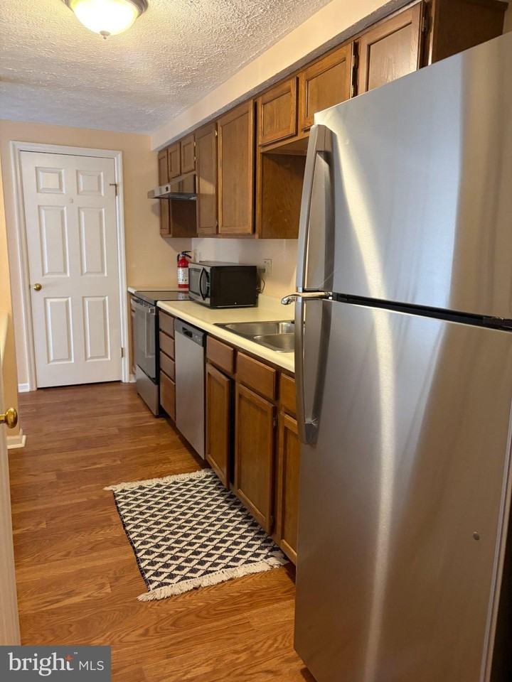 65 Sweetfern Ct - Photo 4 of 11