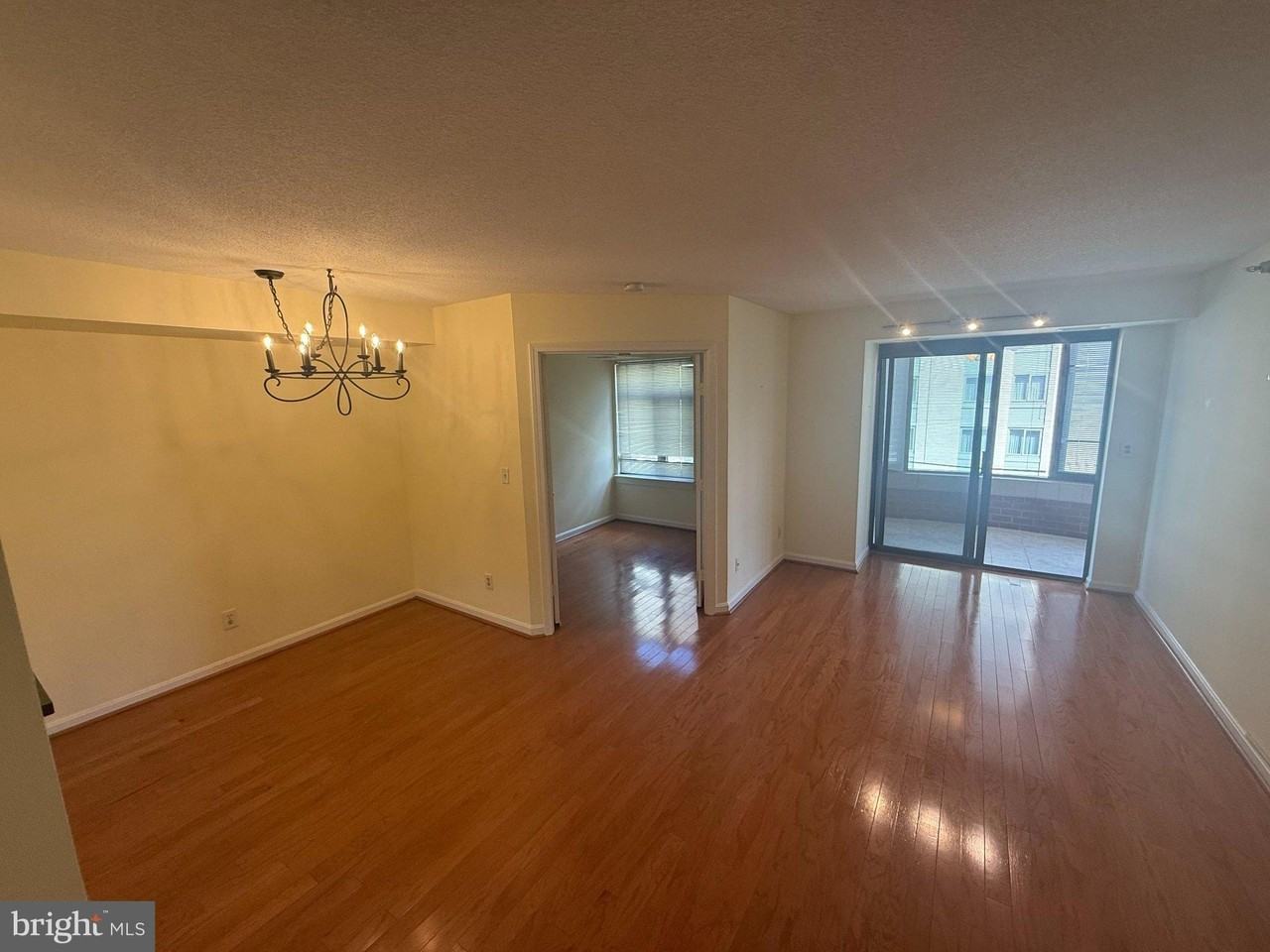 2400 Clarendon Blvd #607 - Photo 6 of 17