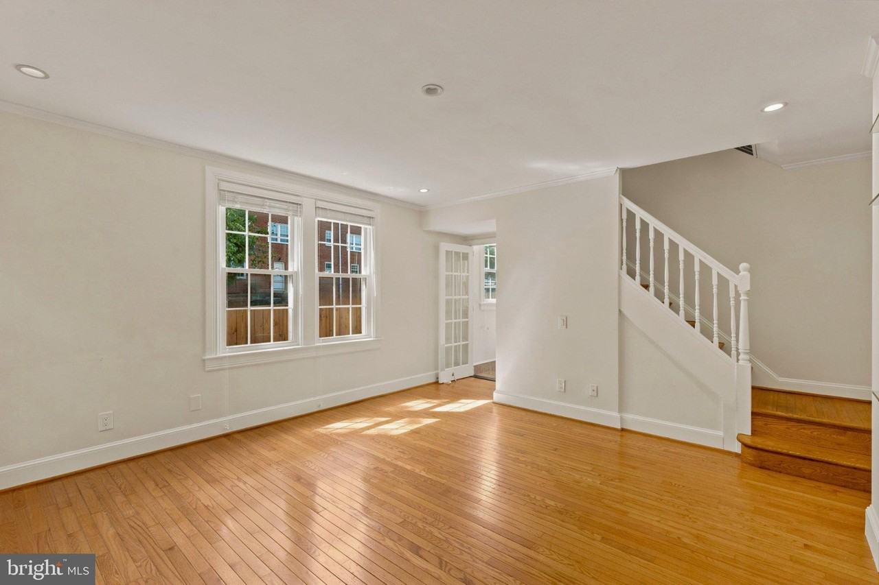 1400 S Edgewood St #539 - Photo 2 of 30