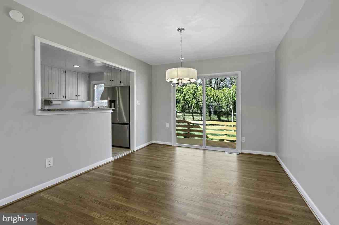 8908 Charles Augustine Dr - Photo 7 of 37