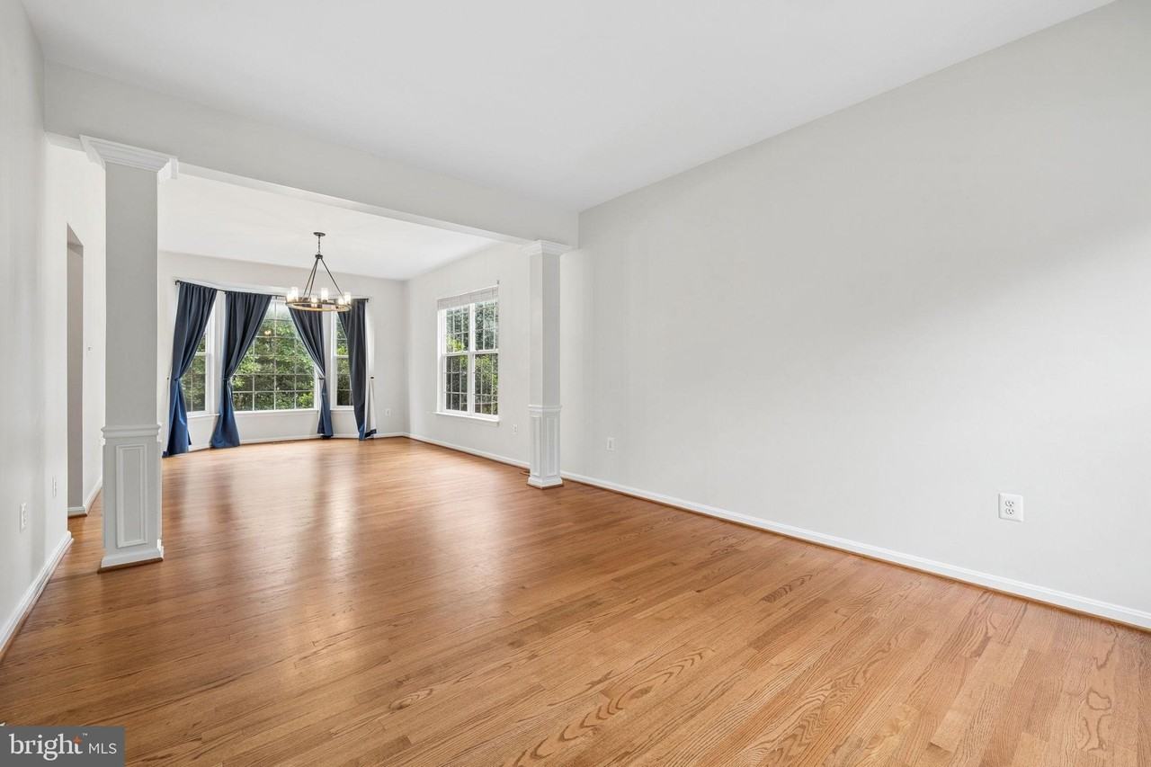 5871 Paine Run Pl - Photo 4 of 50