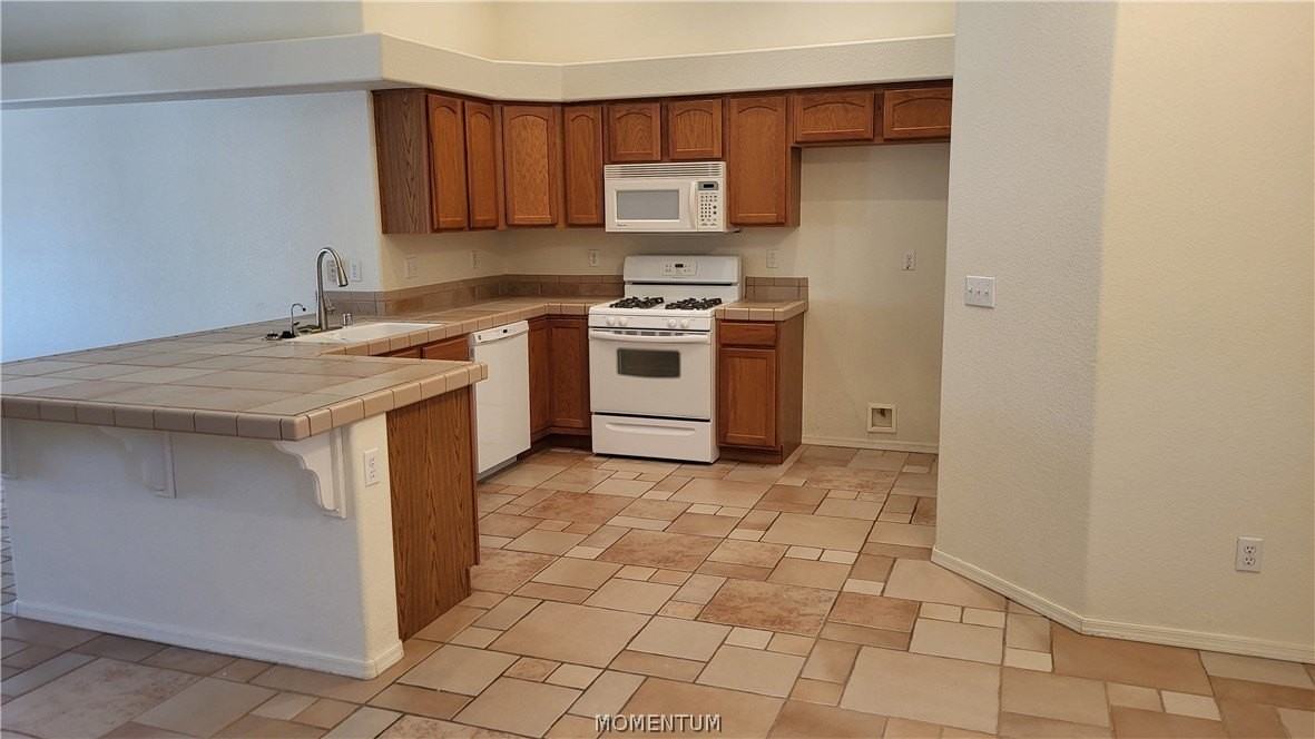 4854 S Santa Evinita Rd - Photo 3 of 19