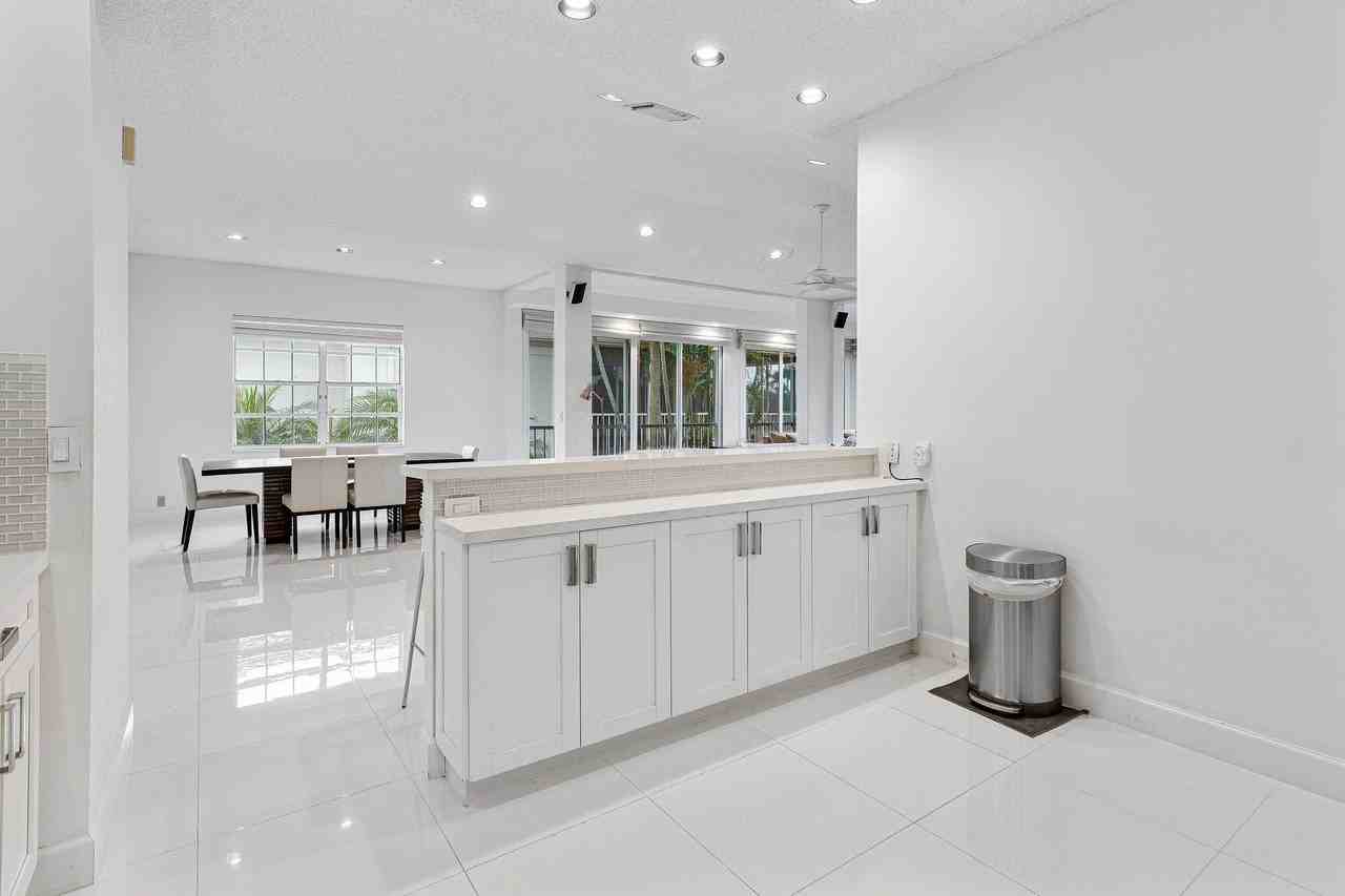 5190 Lake Catalina Dr #B - Photo 6 of 47
