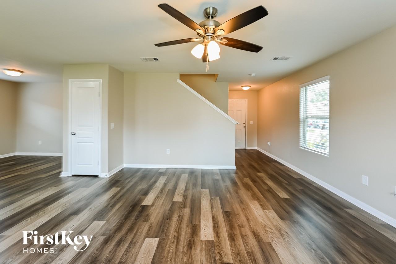 10031 Orchid Spring Ln - Photo 2 of 15