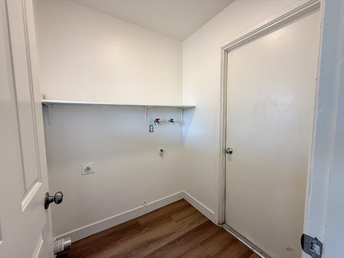 15420 N 23rd Dr - Photo 6 of 31