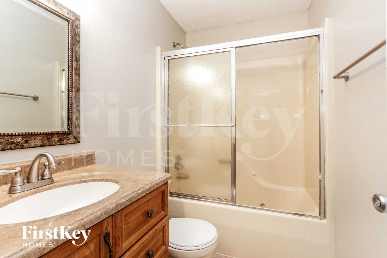 5143 Longmeadow Ct - Photo 7 of 15
