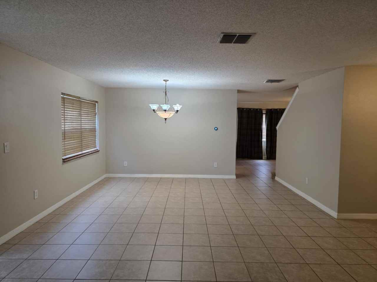 701 Paddington Pl - Photo 3 of 23