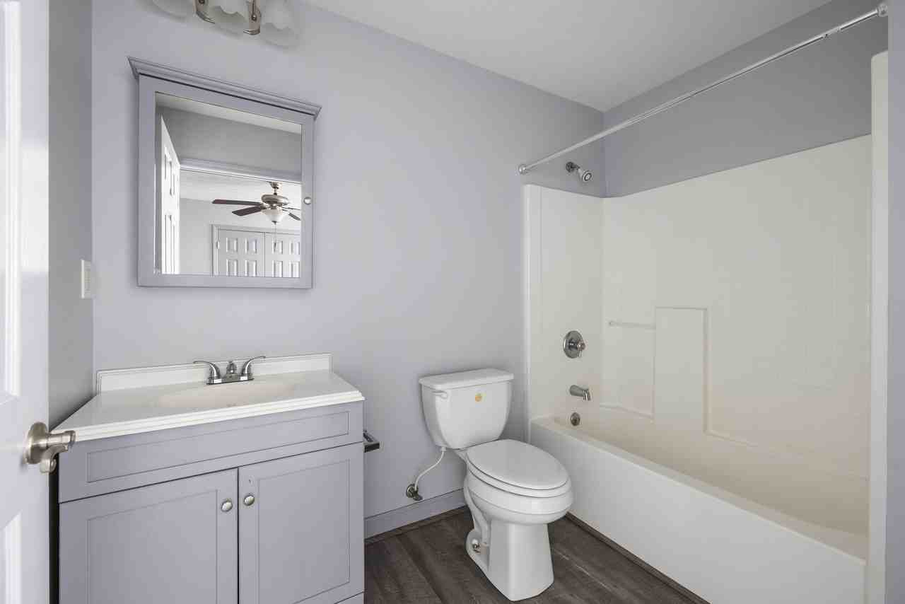 3406 W Jefferson St #3406WJ - Photo 3 of 16