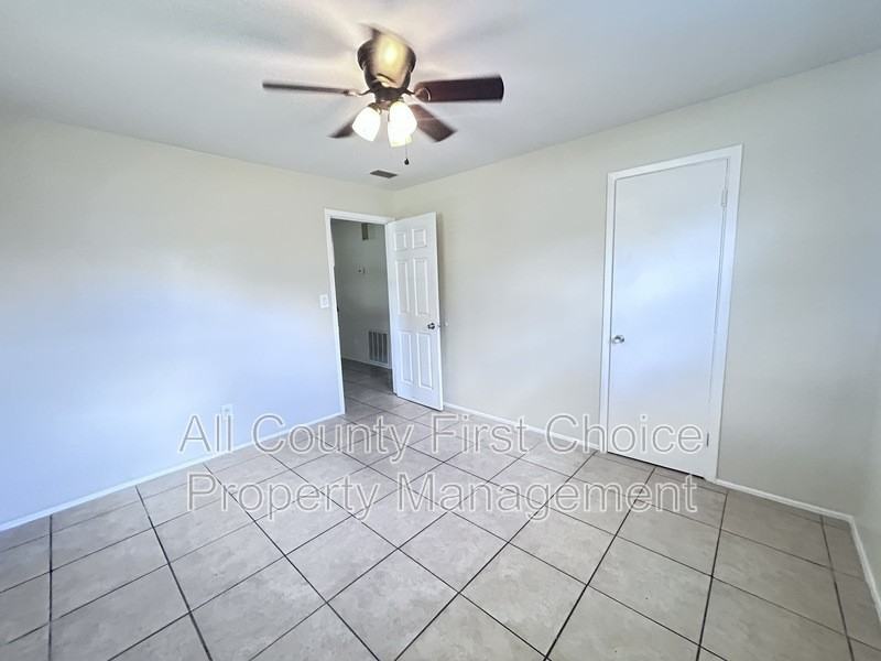 6480 66th Ave N - Photo 5 of 13