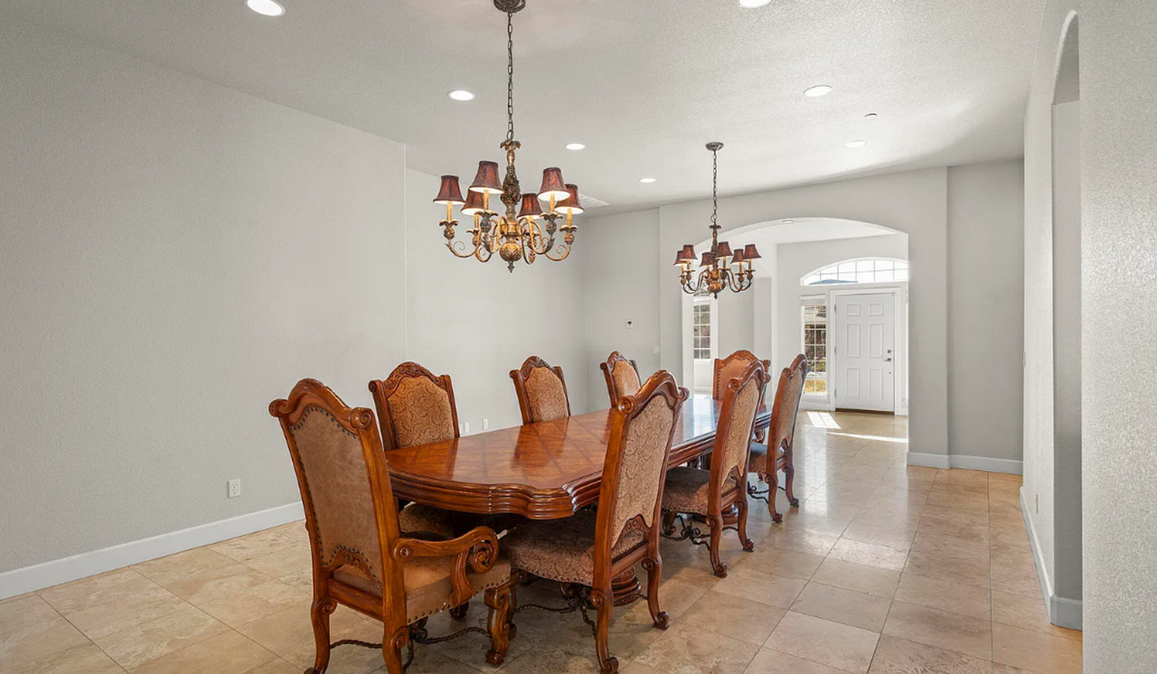 134 Denio Dr - Photo 6 of 24