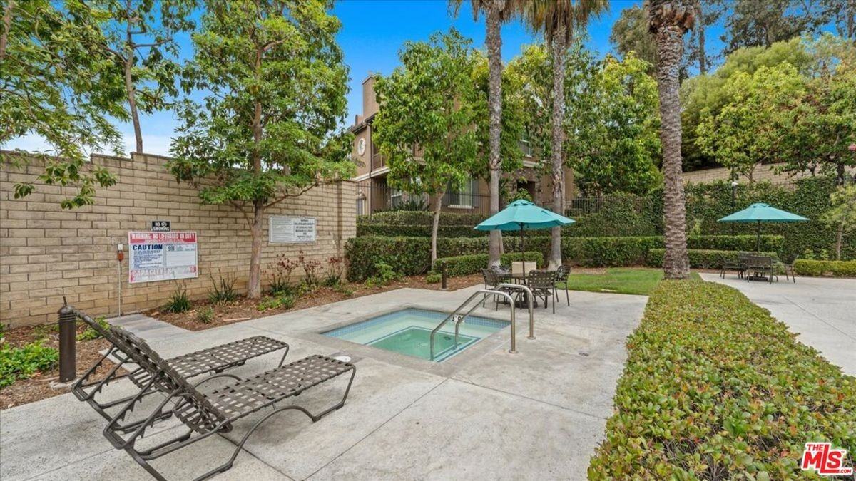 9135 S Cullen Way - Photo 3 of 17