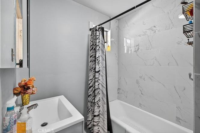 1139 E 82nd St - Photo 5 of 12