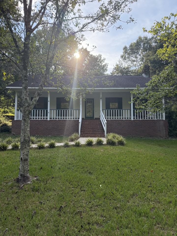 214 Deer Run Cir - Photo 2 of 23