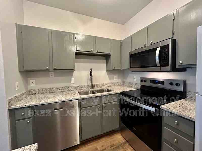 1655 Ascension Bluff Dr #170 - Photo 7 of 17