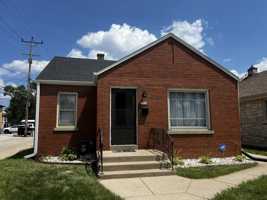 featured image of 2318 S 55th St #NA