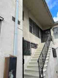 932 N Ardmore Ave #10 - Photo 2 of 7