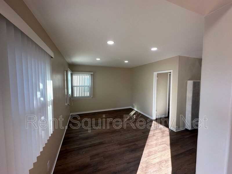 901 N San Gabriel Ave #5 - Photo 2 of 20