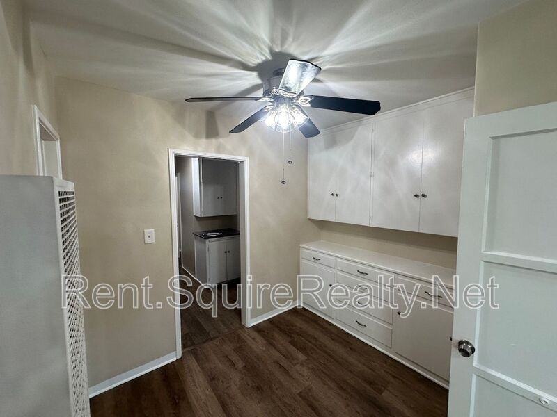 901 N San Gabriel Ave #5 - Photo 6 of 20