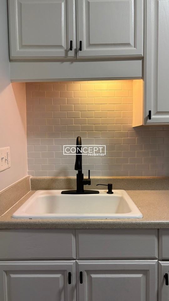 25 Monadnock St #2 - Photo 6 of 19