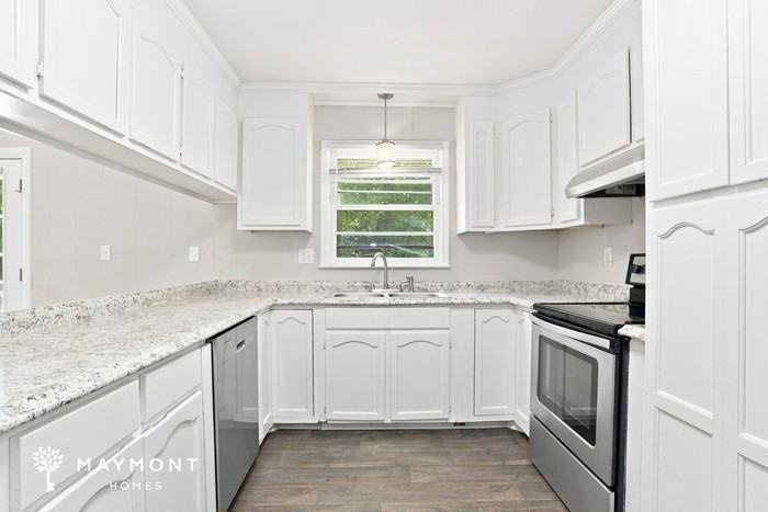 3815 Ferncliff Rd - Photo 7 of 15