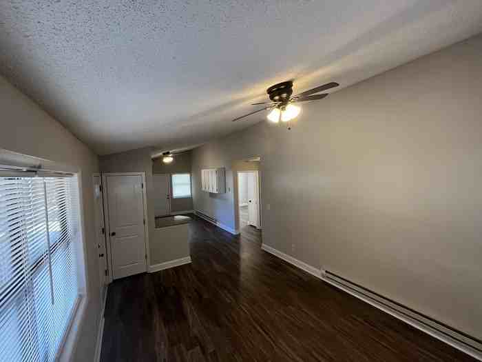 8602 Mandolin Ct - Photo 7 of 21