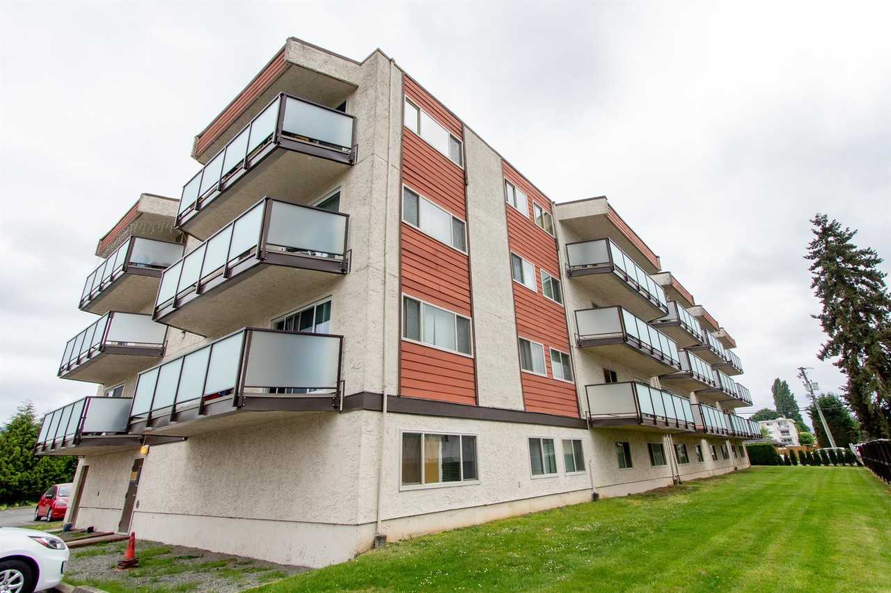 Wild Rose Apartments - Photo 3 of 15