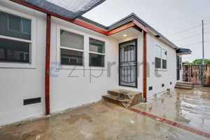 featured image of 10905 S Burl Ave