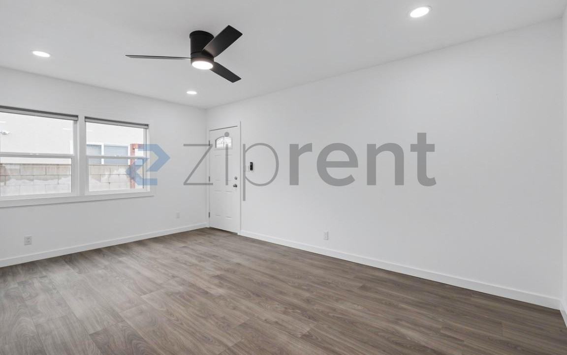 10905 S Burl Ave - Photo 5 of 18