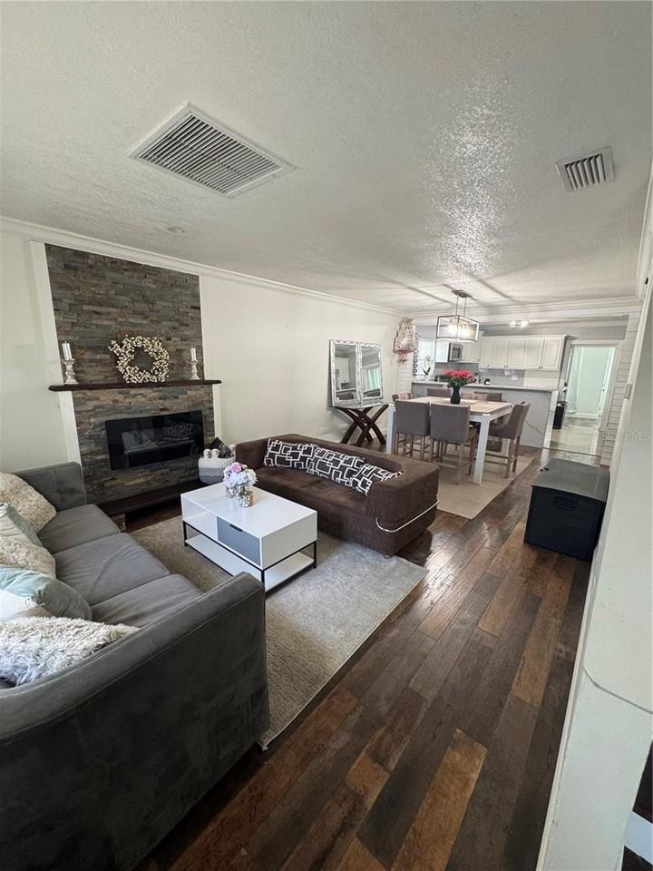 16008 Sagebrush Rd - Photo 6 of 22