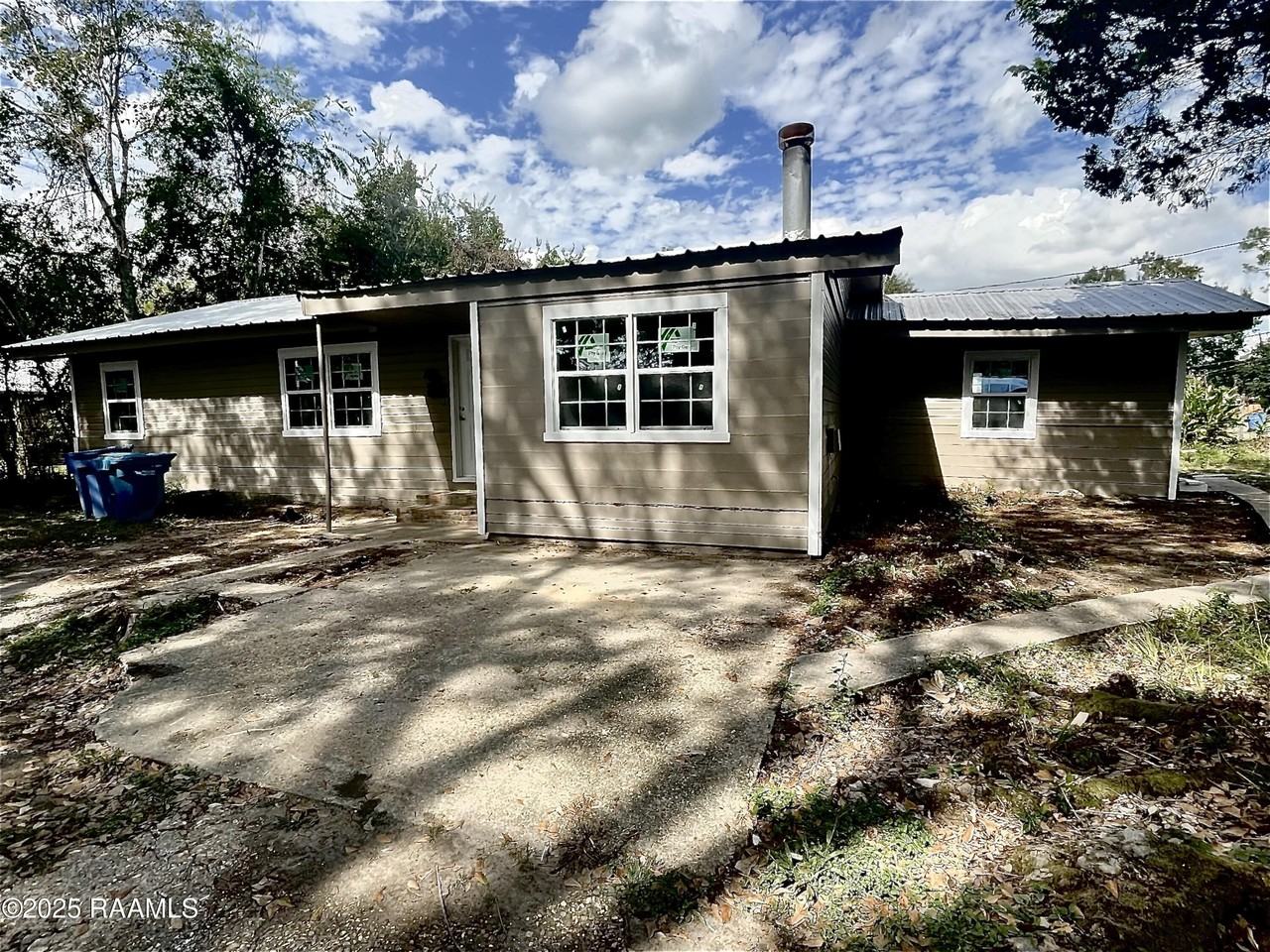 1700 Pine St - Photo 2 of 15