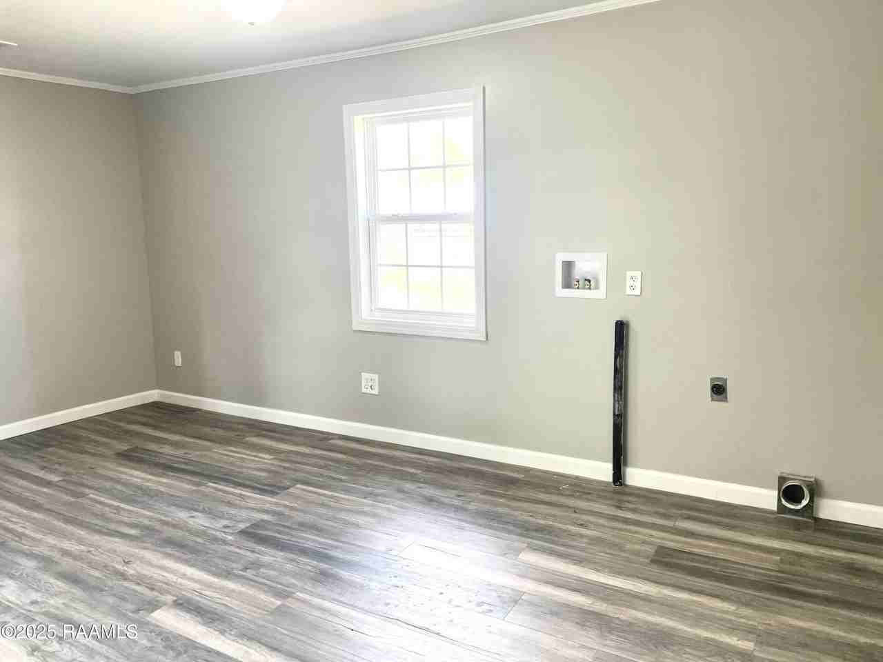 1700 Pine St - Photo 5 of 15