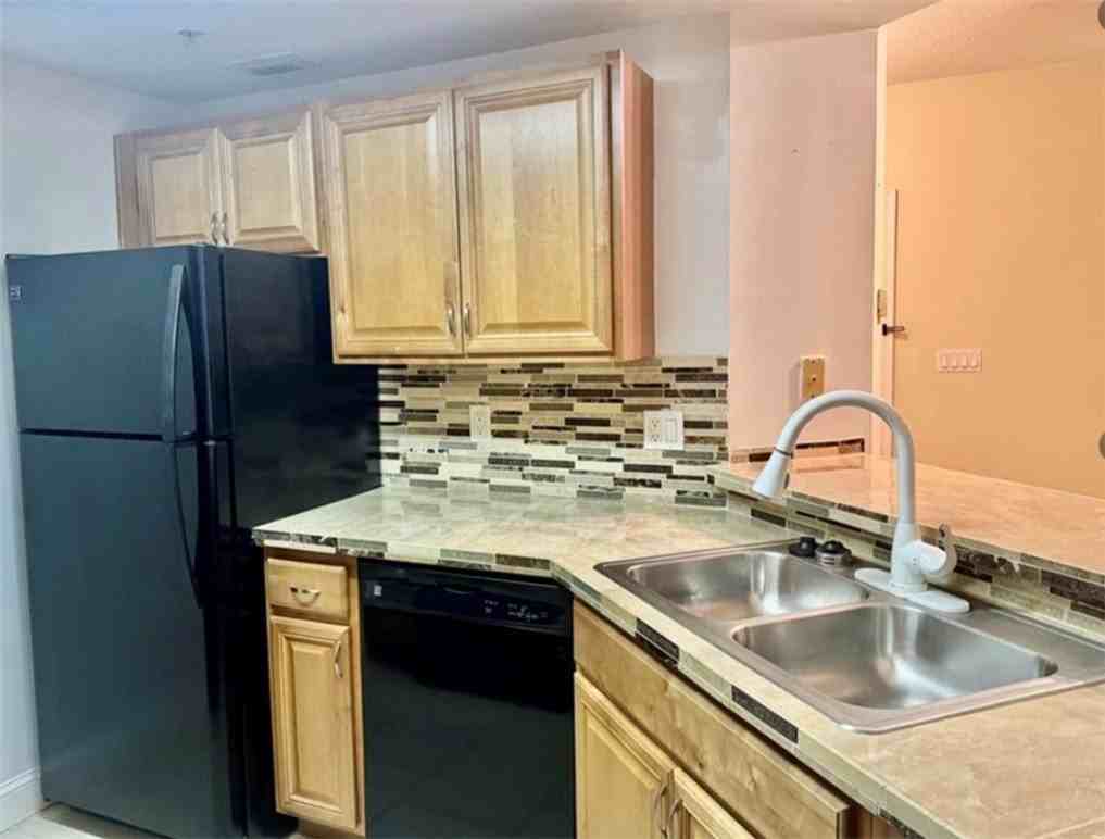 5060 Fairways Cir #F207 - Photo 4 of 16