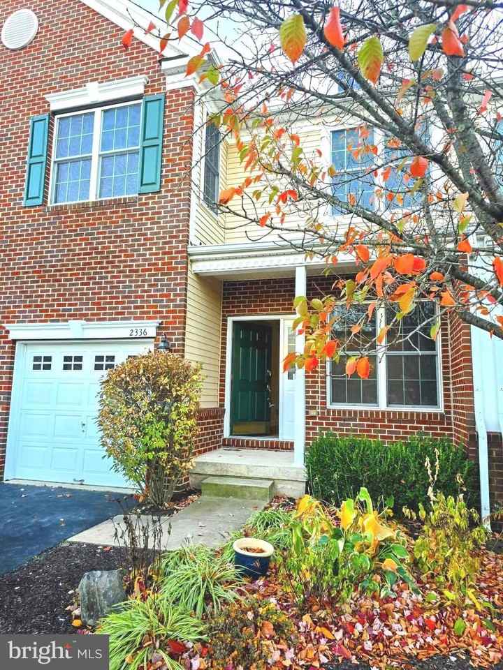 2336 S Whittmore St - Photo 2 of 27