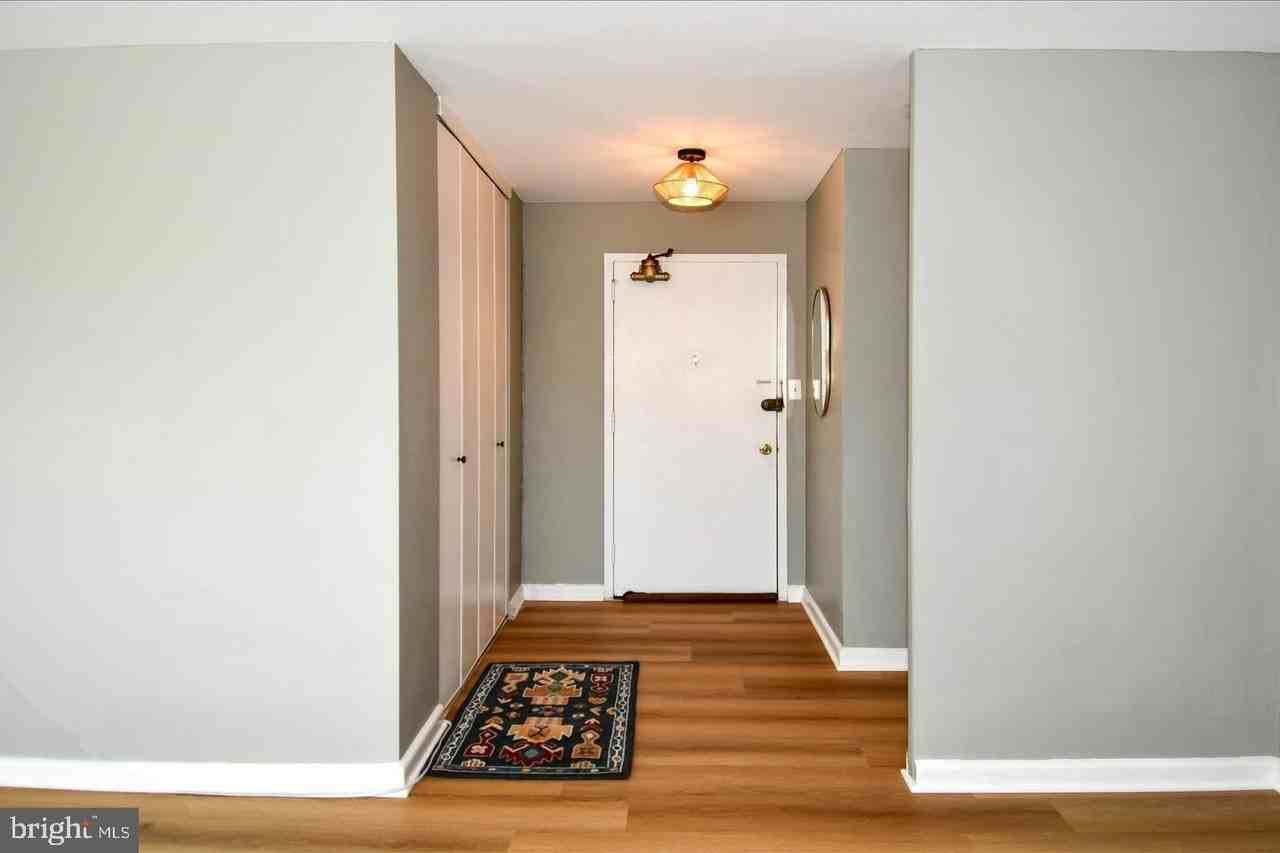 1300 S Arlington Ridge Rd #204 - Photo 2 of 48