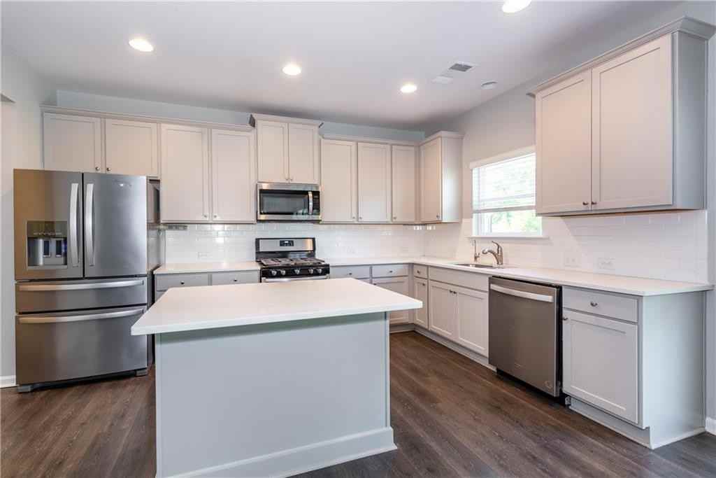6510 Boulder Rdg #1 - Photo 3 of 28