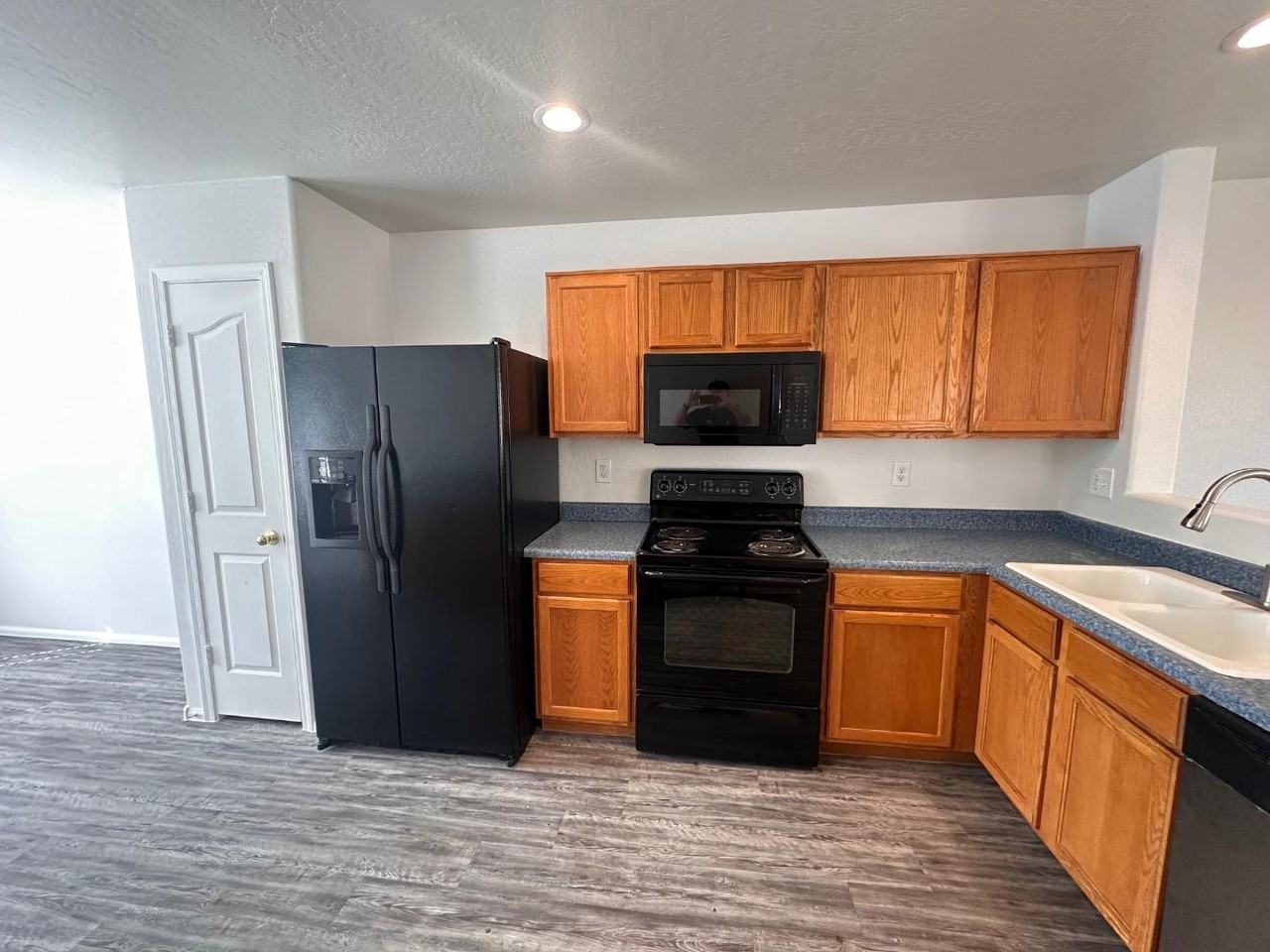43796 W Sagebrush Trl - Photo 2 of 20
